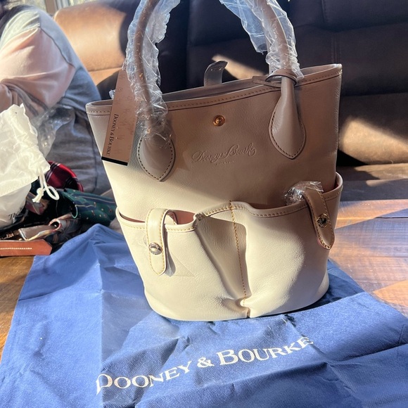 NWT Dooney & Bourke
Florentine Bucket Bag - Picture 8 of 16